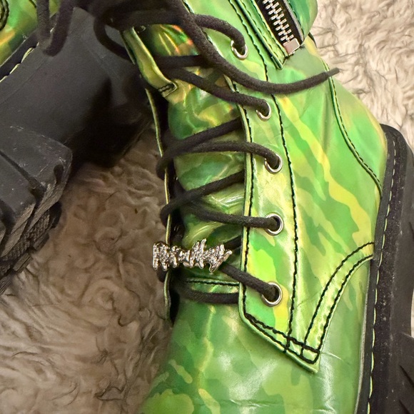 Dolls Kill x Rick And Morty Enter The Portal Combat Boots - Green - Picture 6 of 10